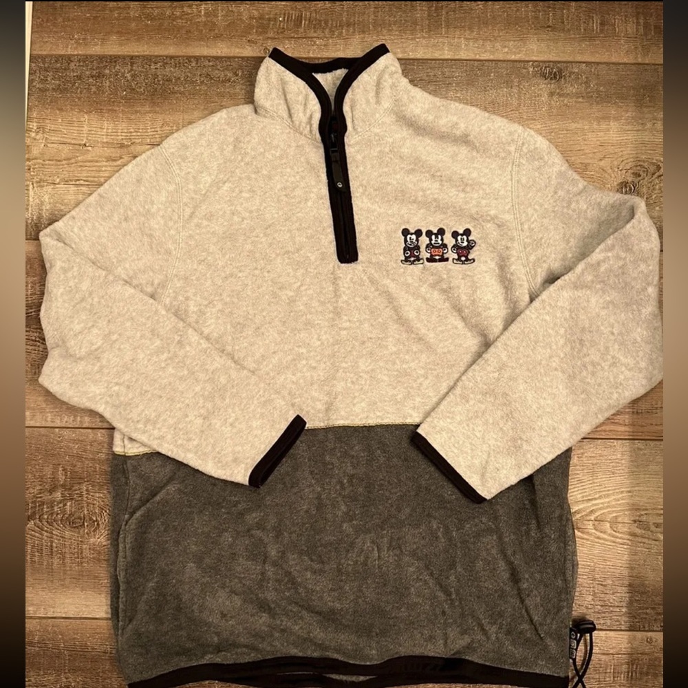 Vintage 90’s Disney Unlimited 1/4 Zip Pullover
